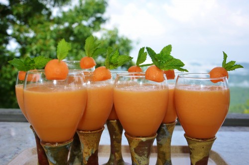 Chilled Cantaloupe Soup